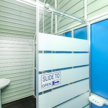 A4 Hostel Colombo Airport - Eco Lodge - Free Pickup & Drop كاتوناياكى المظهر الخارجي الصورة