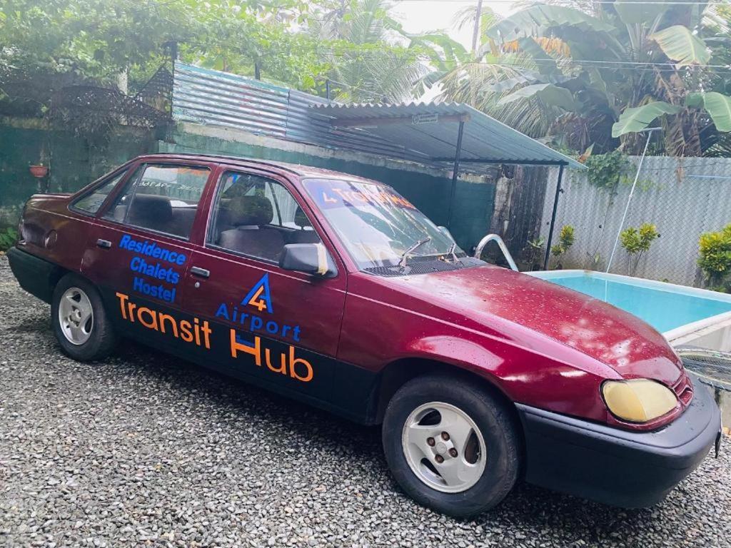 A4 Hostel Colombo Airport - Eco Lodge - Free Pickup & Drop كاتوناياكى المظهر الخارجي الصورة